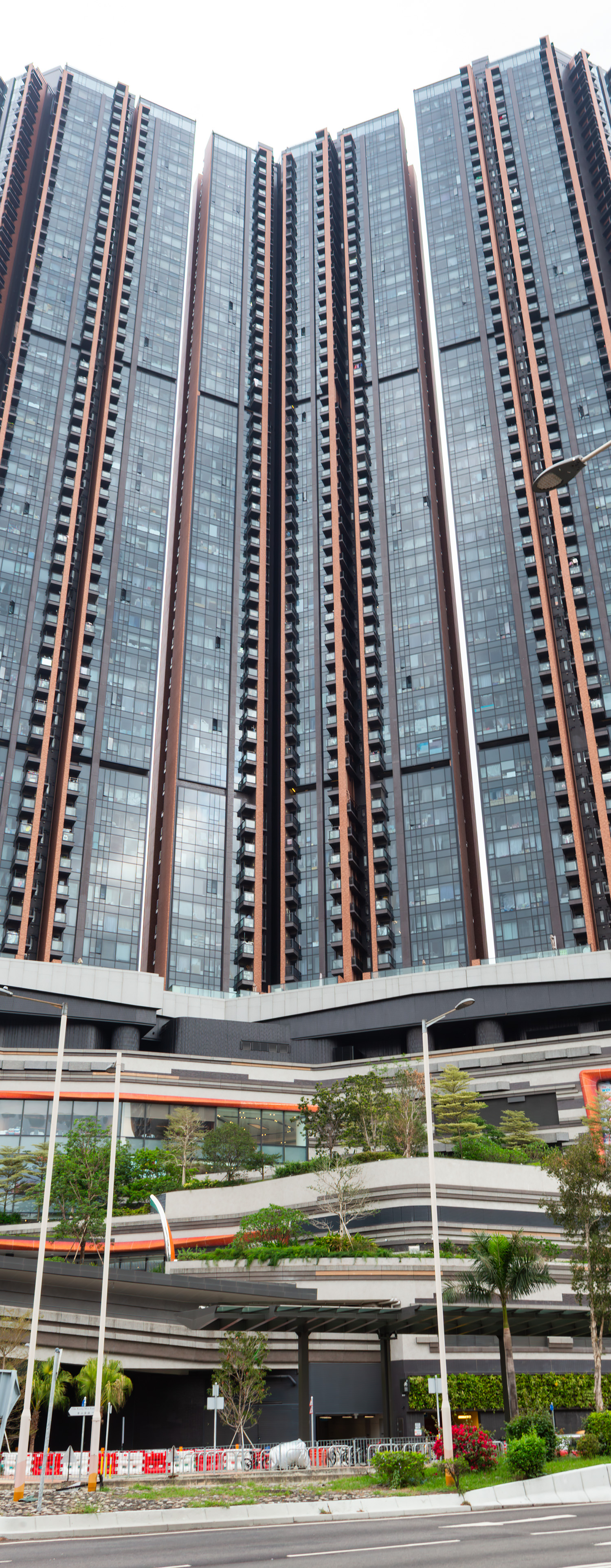 The Pavilia Farm II Tower 6, Hong Kong - Looking up. © Mathias Beinling